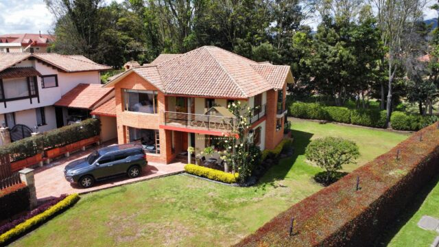 CASA EN VENTA (CAJICA)